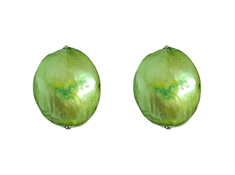 Groene zoetwater parel oorknoppen met sterling zilver (925), vooraanzicht | Little Bling Bold Green Pearl