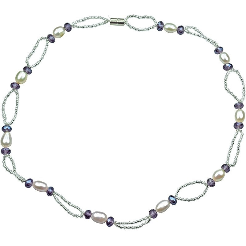 Zoetwater parelketting met witte parels, paarse glaskristallen en magneetslotje | Pacio