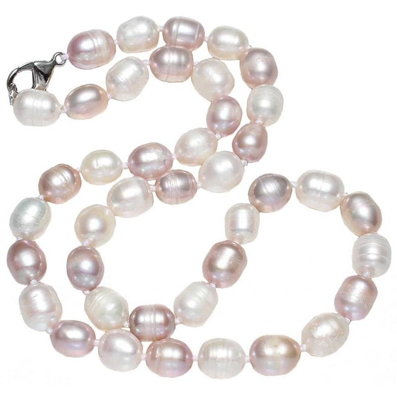 Handgeknoopte zoetwater parelketting met witte en roze parels en sterling zilver (925) liggend | set Elynn