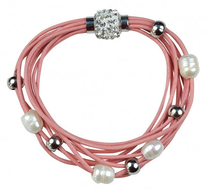 Wit zoetwater parel armband met roze leer en stras steentjes | Bling Pearl Pink