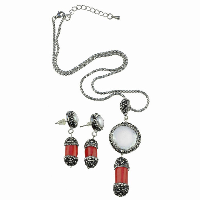 Witte zoetwater parel set bestaande uit een parelketting en parel oorbellen met rood koraal, stras steentjes en edelstaal | set Bright Pearl Coral