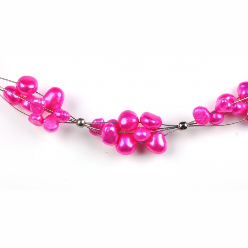 Detail van zoetwater parelketting met pink kleurige parels en sterling zilver (925) | Pinky