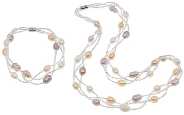 Zoetwater parel set bestaande uit parelketting en parel armband met witte, zalm en roze parels in 3 rijen met magneetslot | set Twine Pearl Soft Colors 2