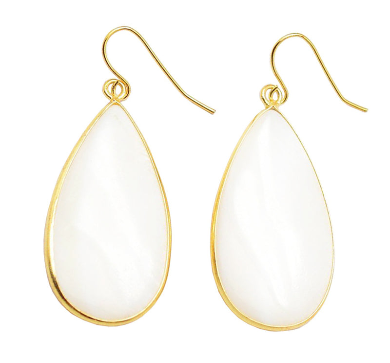 Witte parelmoeren oorbellen met goud edelstaal | Big Taerdrop White Shell Gold