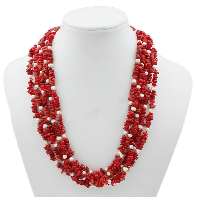 Zoetwater parelketting met witte parels en rood koraal in 5 rijen op buste | Pearl Coral