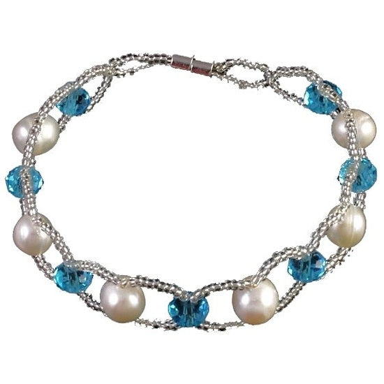 Wit zoetwater parel armband met blauwe facet geslepen kristallen en magneetslotje | Pearl Crystal Blue 8
